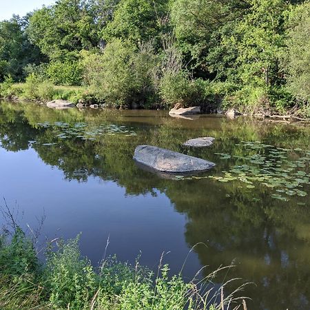 Le Moulin Du Fresne, Chambres D'Hotes Gourgé المظهر الخارجي الصورة