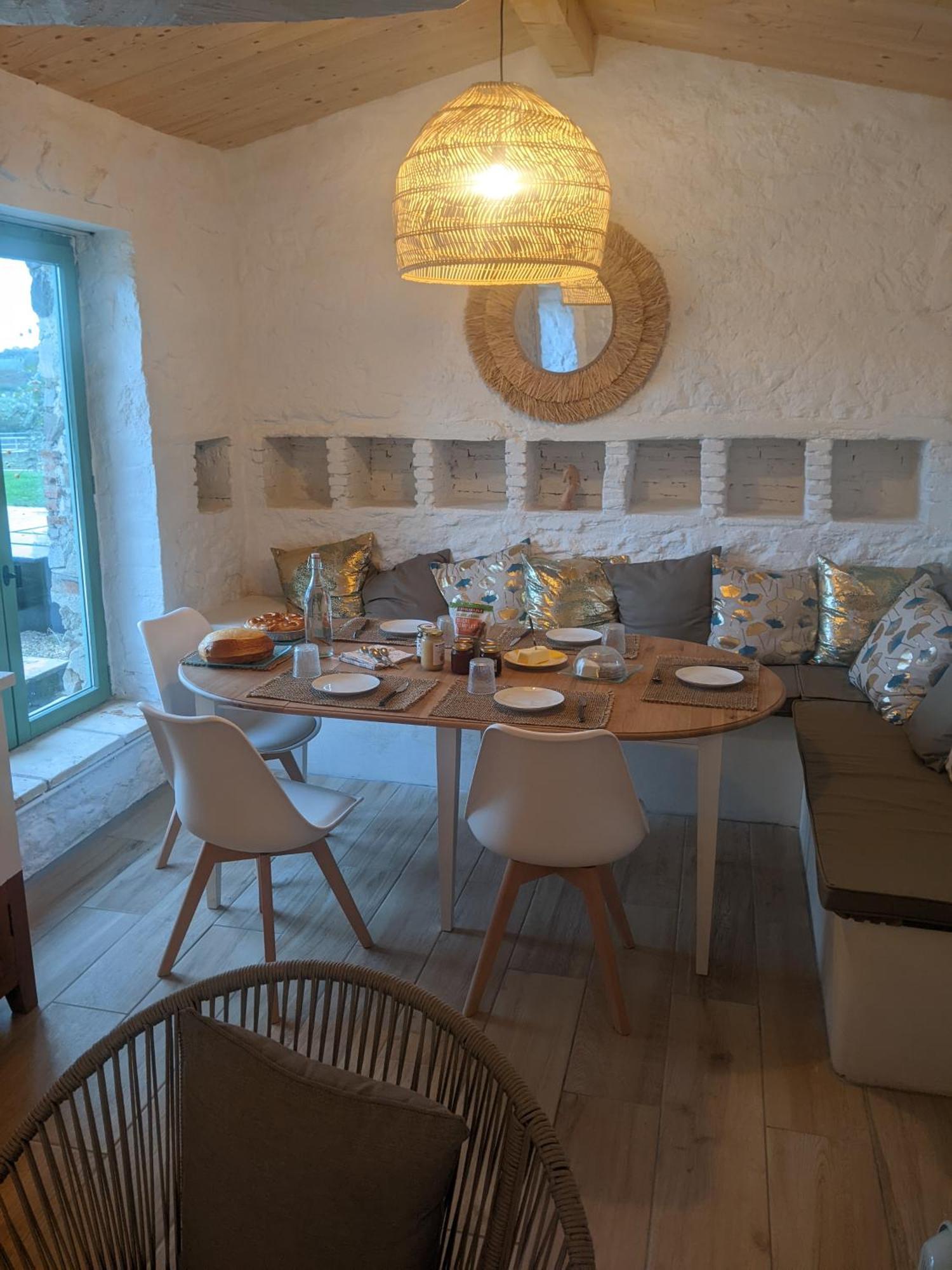 Le Moulin Du Fresne, Chambres D'Hotes Gourgé المظهر الخارجي الصورة